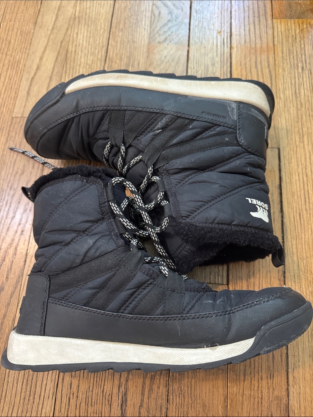 Sorel Black Quilted Lace-Up Winter Boots with Black/White Laces